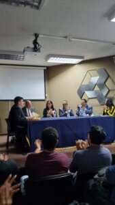 Democracia, Direitos Humanos e Constituição em Debate na UNAM