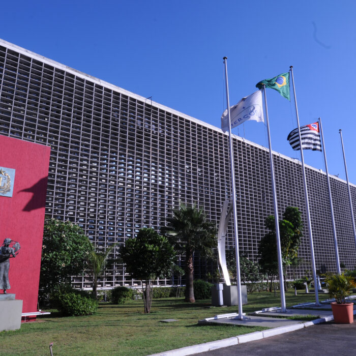 Alfredo Attié e APD em Curso sobre Democracia na Assembleia Legislativa de São Paulo