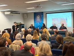 Rosa Nery é Professora Titular da Pontifícia Universidade Católica de São&nbsp;Paulo